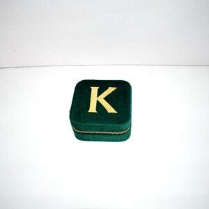Jenria Travel Jewelry Case for Women – Green Velvet Jewelry Organizer with “K”